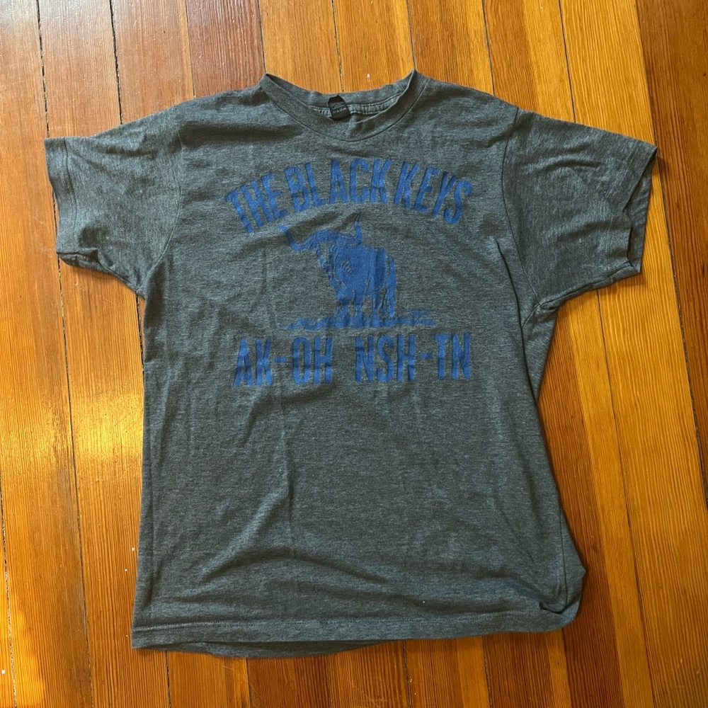 Black Keys Heather Gray Concert Tee 🎸